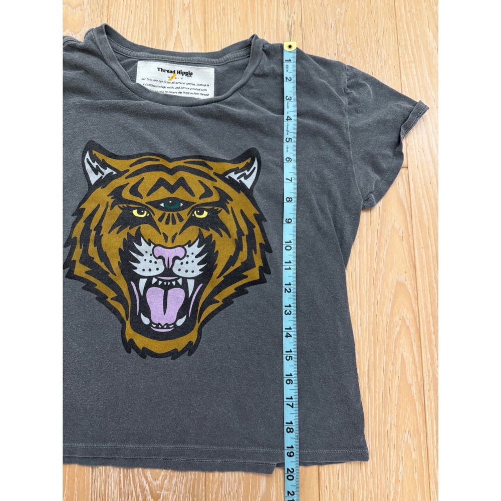THREAD HIPPIE Womens T-Shirt Tiger Graphic Vintage Wash Boho Edgy Small - Picture 4 of 5